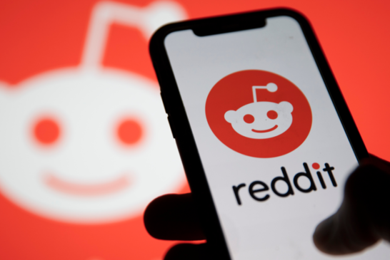 舍弃社区代币，Reddit 转向 IPO ？